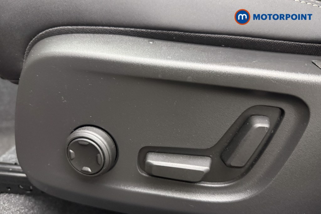 Used Volvo XC40 2023 for sale - 76650715: Photo 26