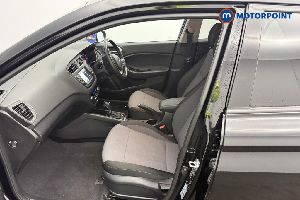 Used Hyundai i20 for sale - 77022254: Photo 9