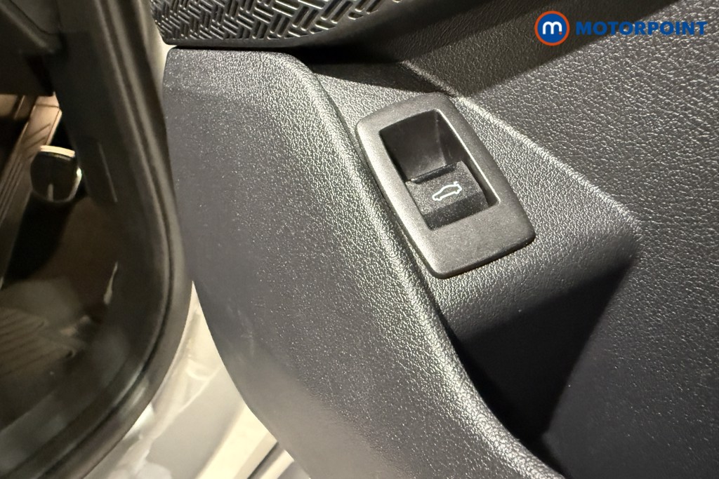 Used BMW iX1 2023 for sale - 76862618: Photo 31