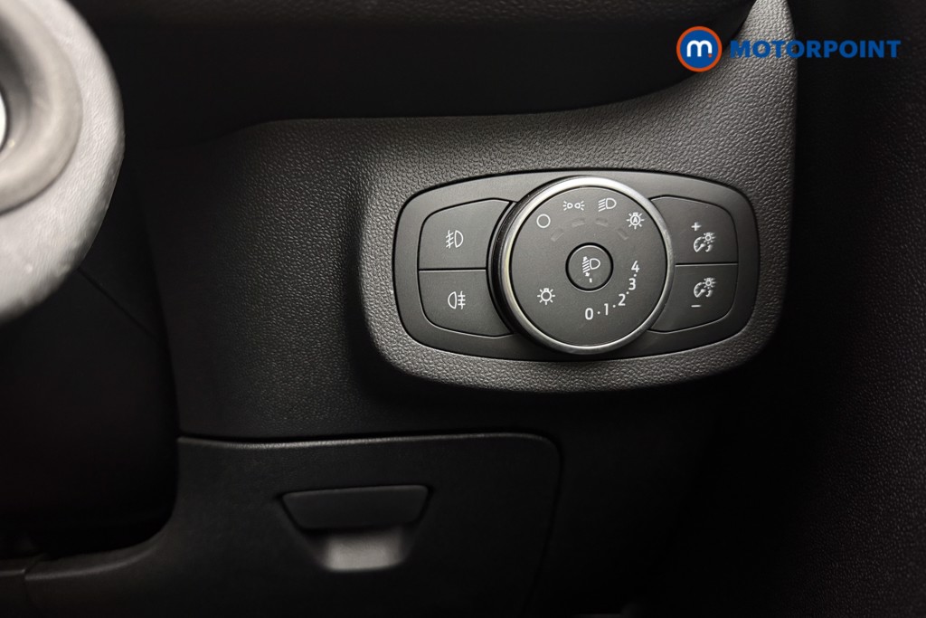 Used Ford Fiesta 2019 for sale - 76650740: Photo 24