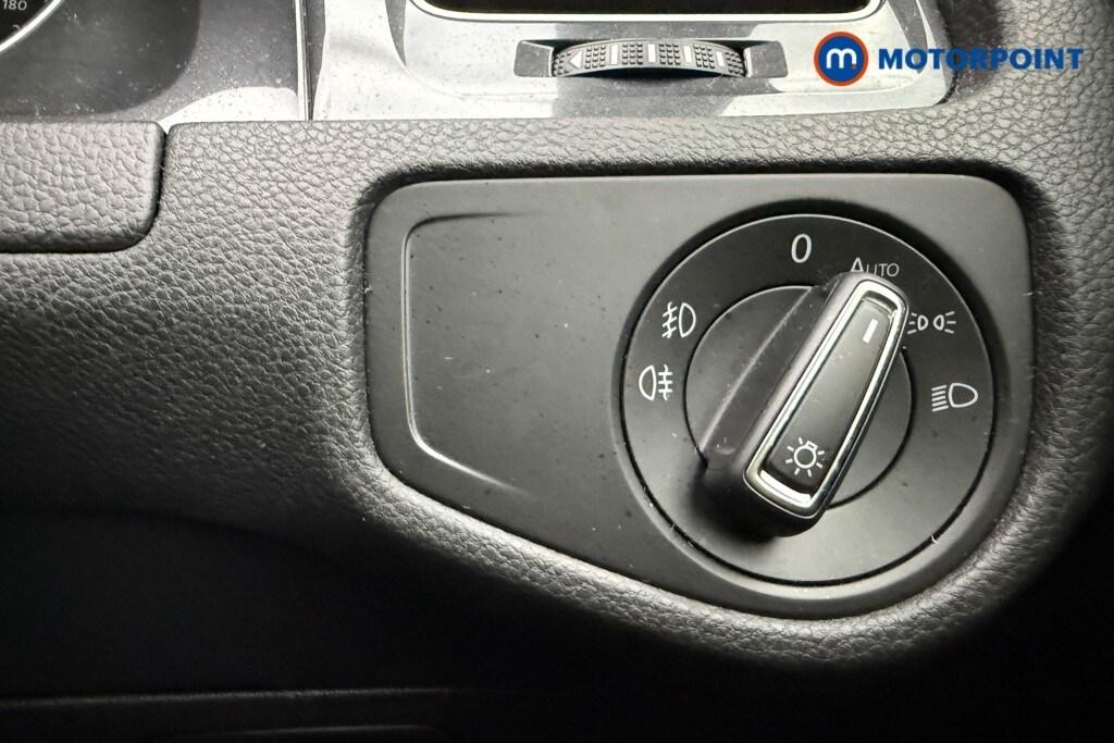 Used Volkswagen Golf for sale - 77676819: Photo 25