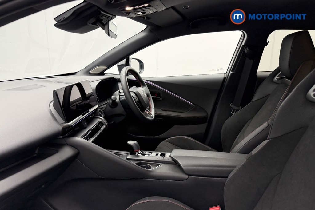 Used Toyota C-HR 2024 for sale - 76402779: Photo 11