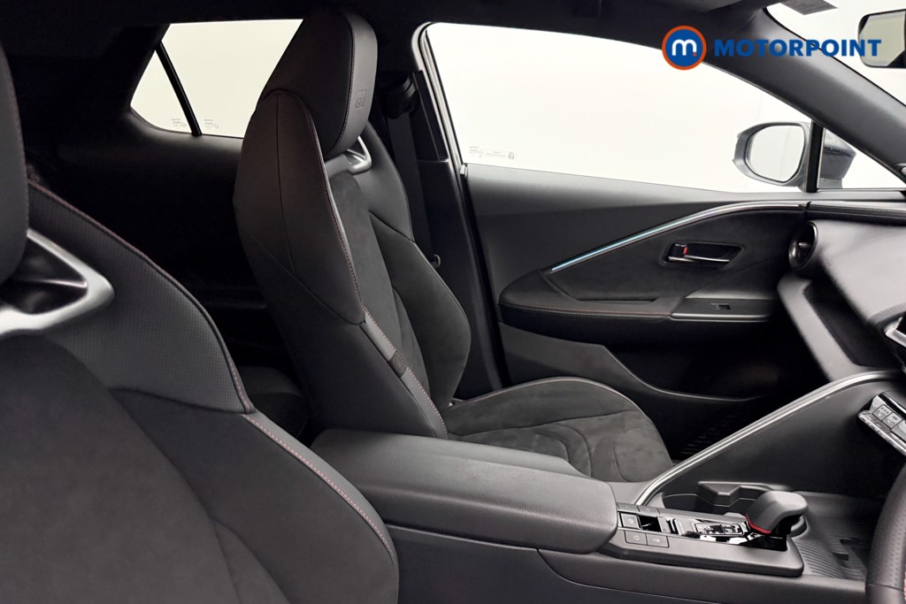 Used Toyota C-HR 2024 for sale - 76402779: Photo 23