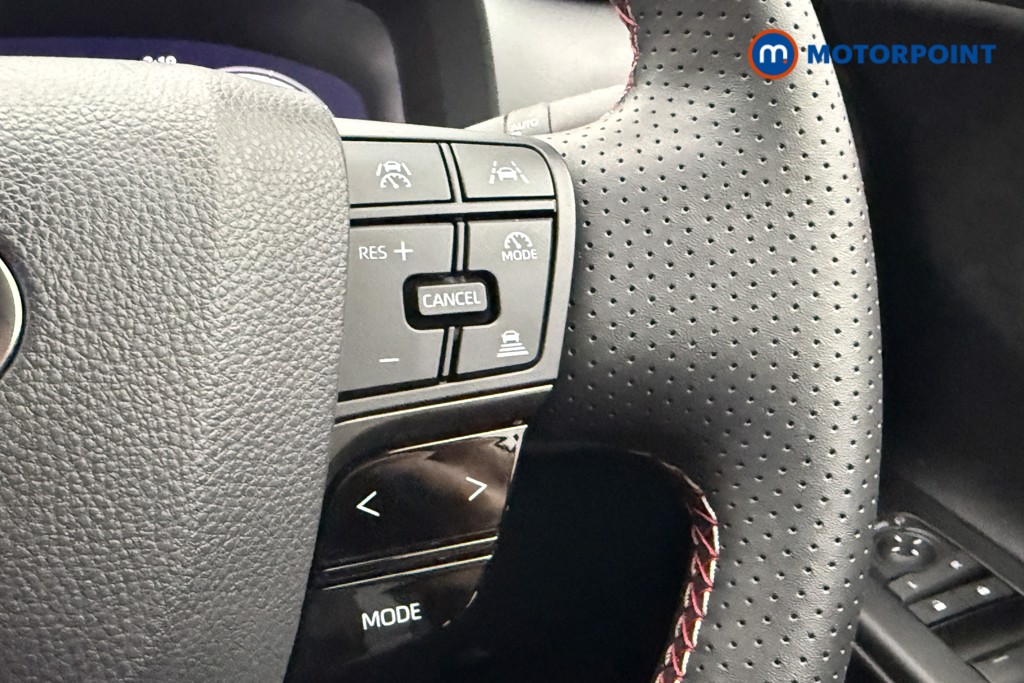 Used Toyota C-HR 2024 for sale - 76402779: Photo 31