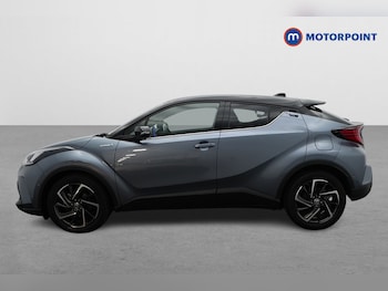 Used Toyota C-HR 2021 for sale - 77064151: Photo