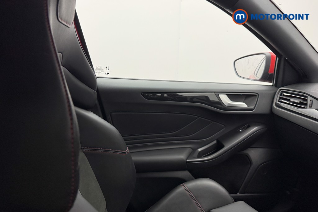 Used Ford Focus 2023 for sale - 76344816: Photo 34