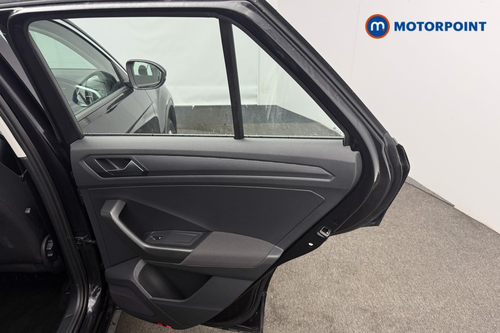 Used Volkswagen T-Roc 2023 for sale - 76146989: Photo 20
