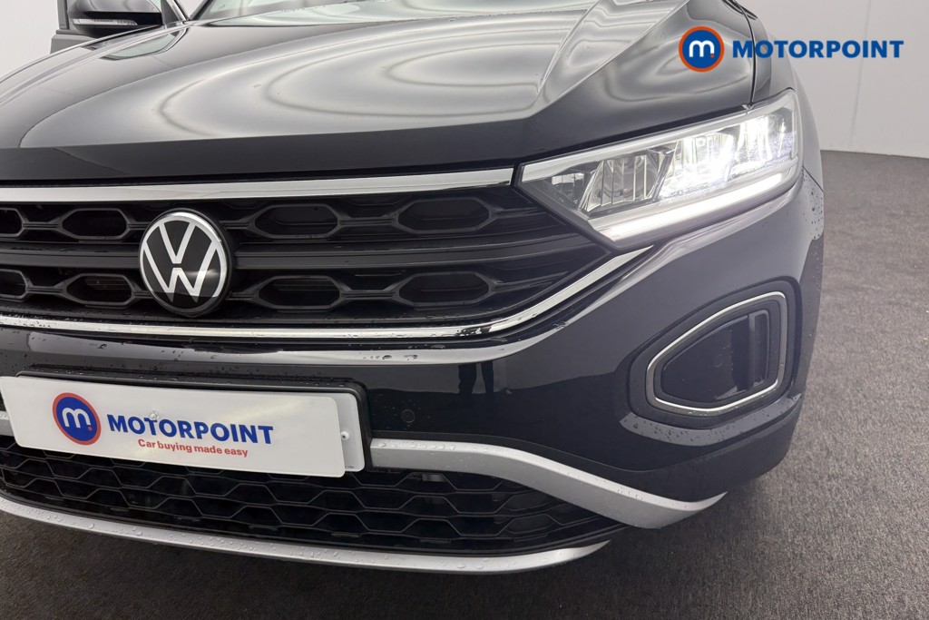 Used Volkswagen T-Roc 2023 for sale - 76146989: Photo 38