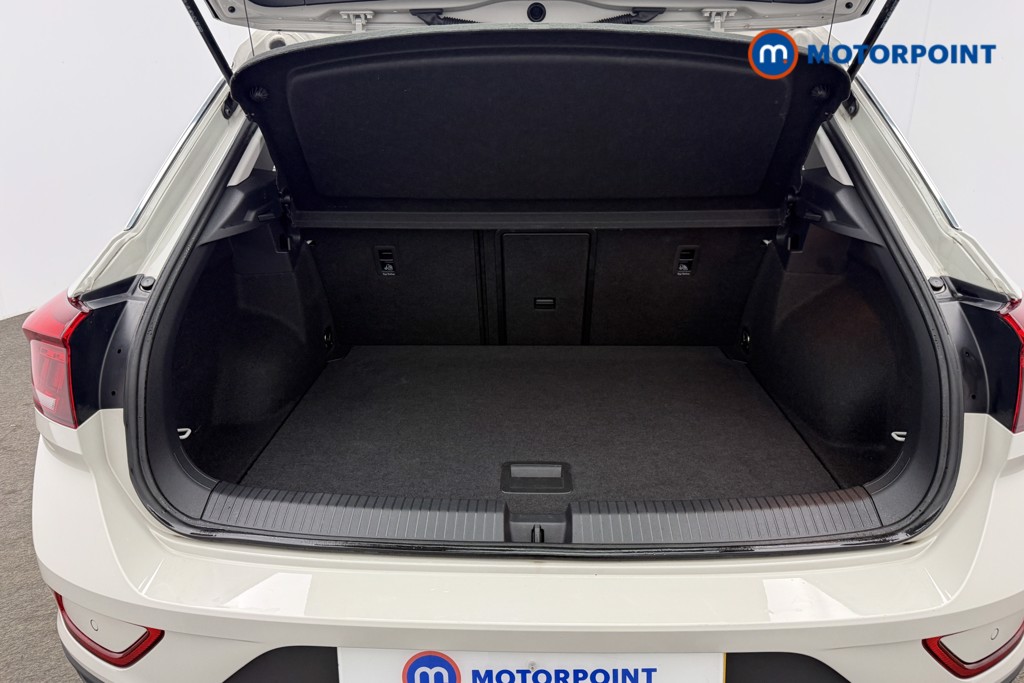 Used Volkswagen T-Roc 2023 for sale - 76831120: Photo 13