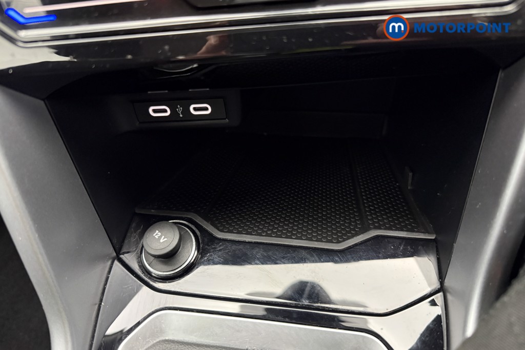 Used Volkswagen T-Roc 2023 for sale - 76831120: Photo 21