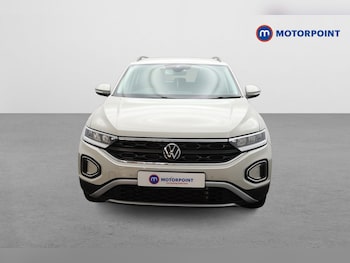 Used Volkswagen T-Roc 2023 for sale - 76831120: Photo