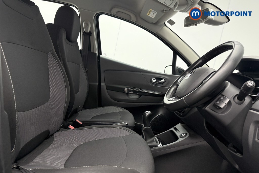 Used Renault Captur for sale - 77946595: Photo 15