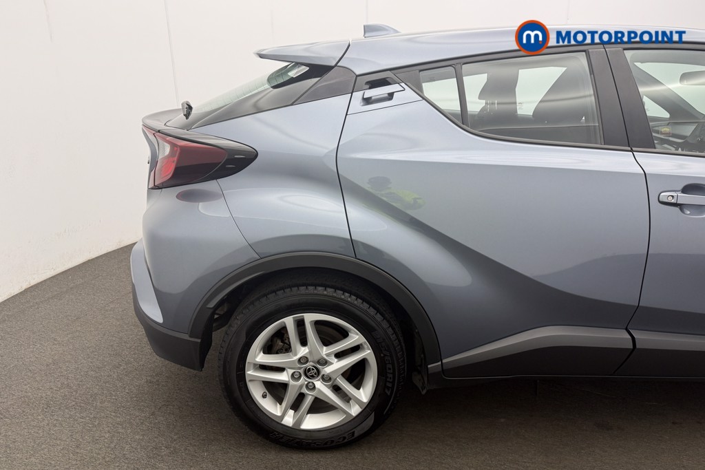 Used Toyota C-HR 2021 for sale - 76364201: Photo 16
