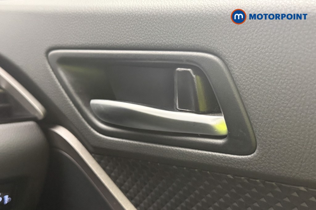 Used Toyota C-HR 2021 for sale - 76364201: Photo 43