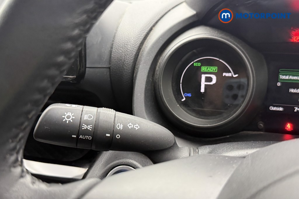 Used Toyota Yaris Cross 2023 for sale - 77158677: Photo 38