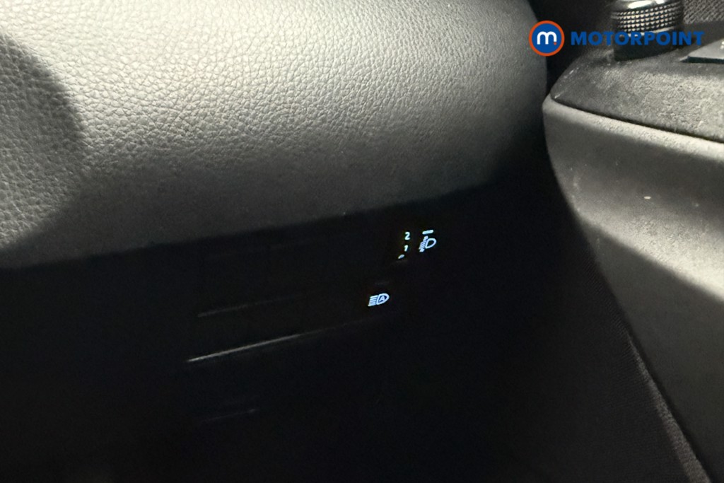 Used Toyota Yaris Cross 2023 for sale - 77158677: Photo 40