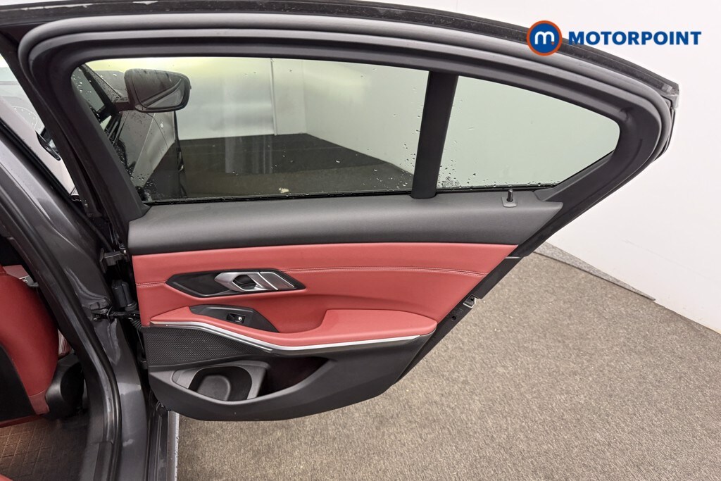 Used BMW 3 Series 2021 for sale - 76938270: Photo 25