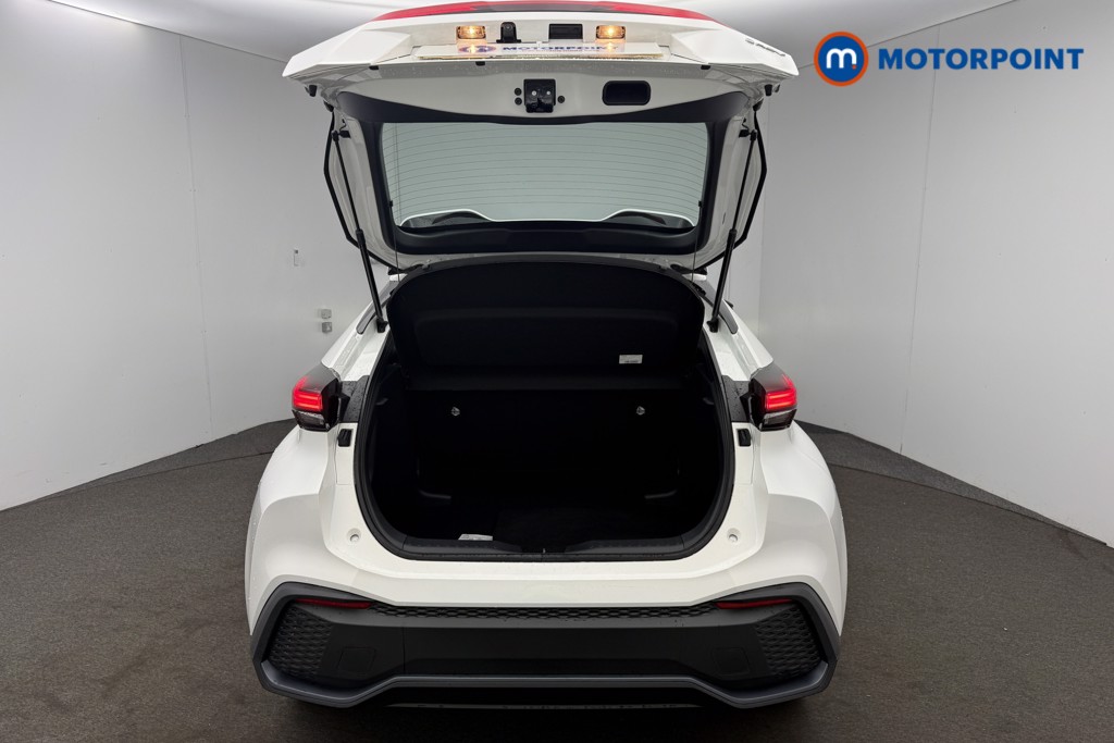 Used Toyota C-HR 2024 for sale - 76036380: Photo 15
