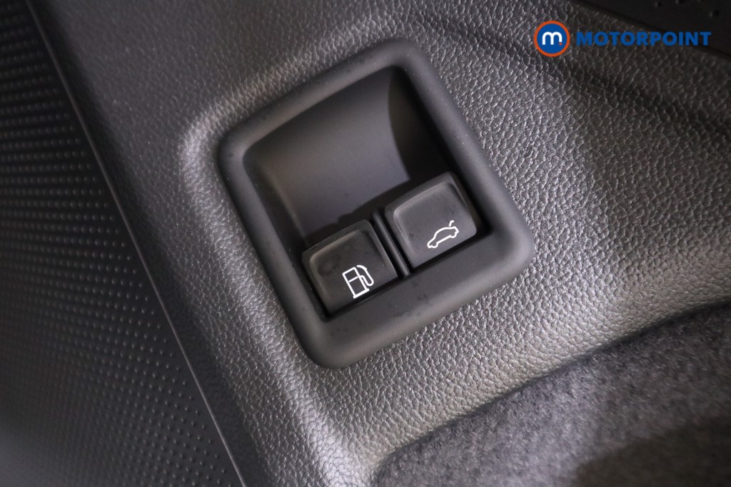 Used Volkswagen Passat 2025 for sale - 76394372: Photo 17