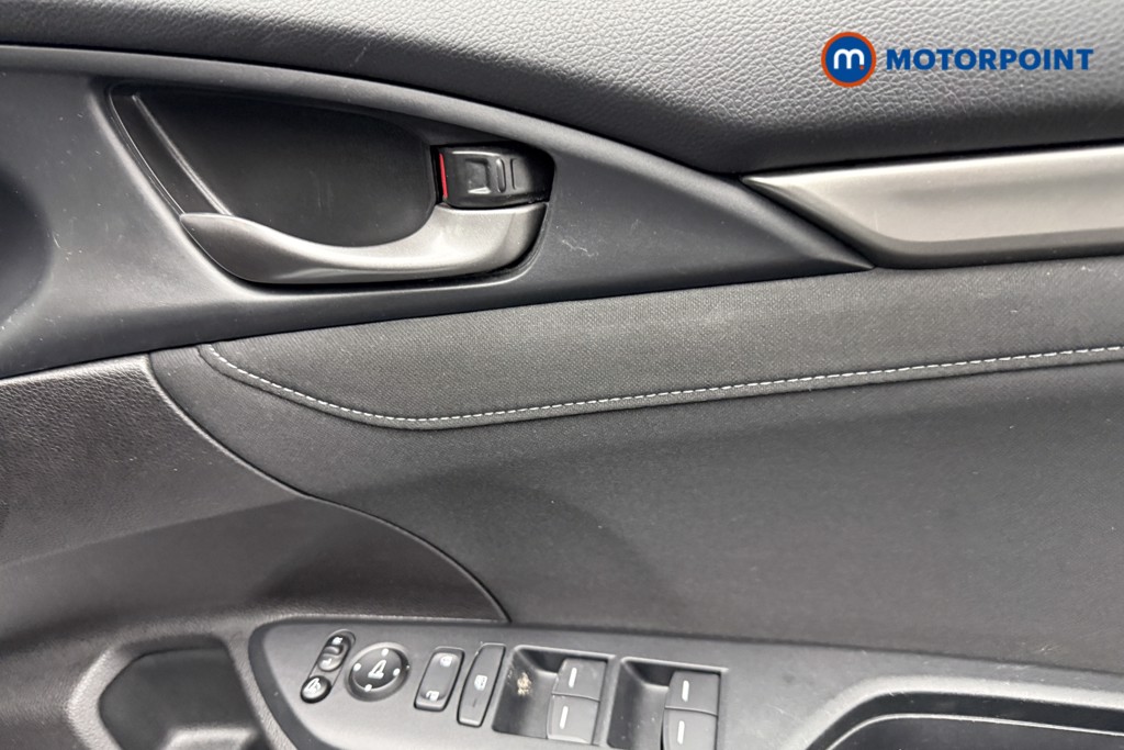 Used Honda Civic 2021 for sale - 76394749: Photo 23