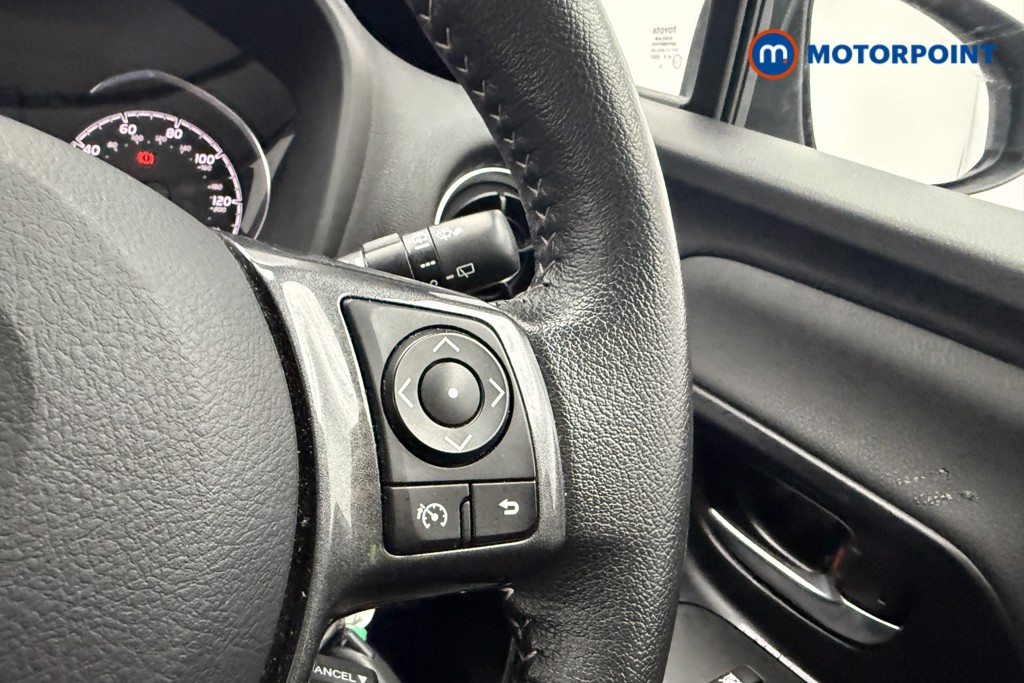 Used Toyota Yaris for sale - 77271825: Photo 16