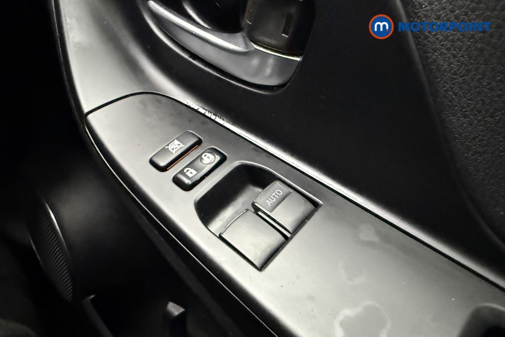 Used Toyota Yaris for sale - 77271825: Photo 22