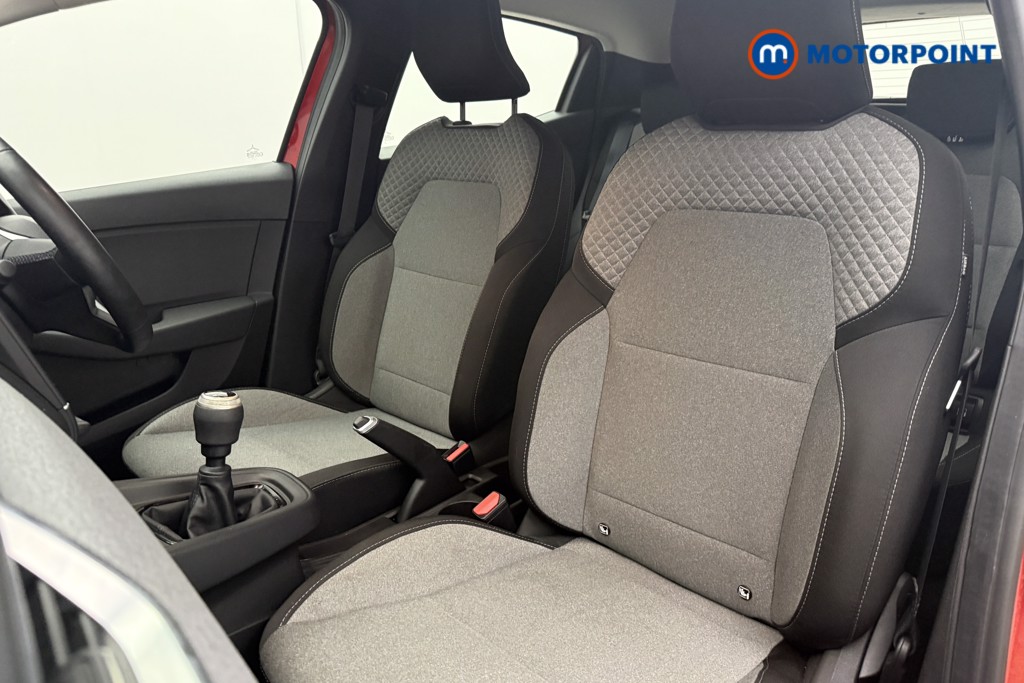 Used Renault Clio 2024 for sale - 76131649: Photo 11