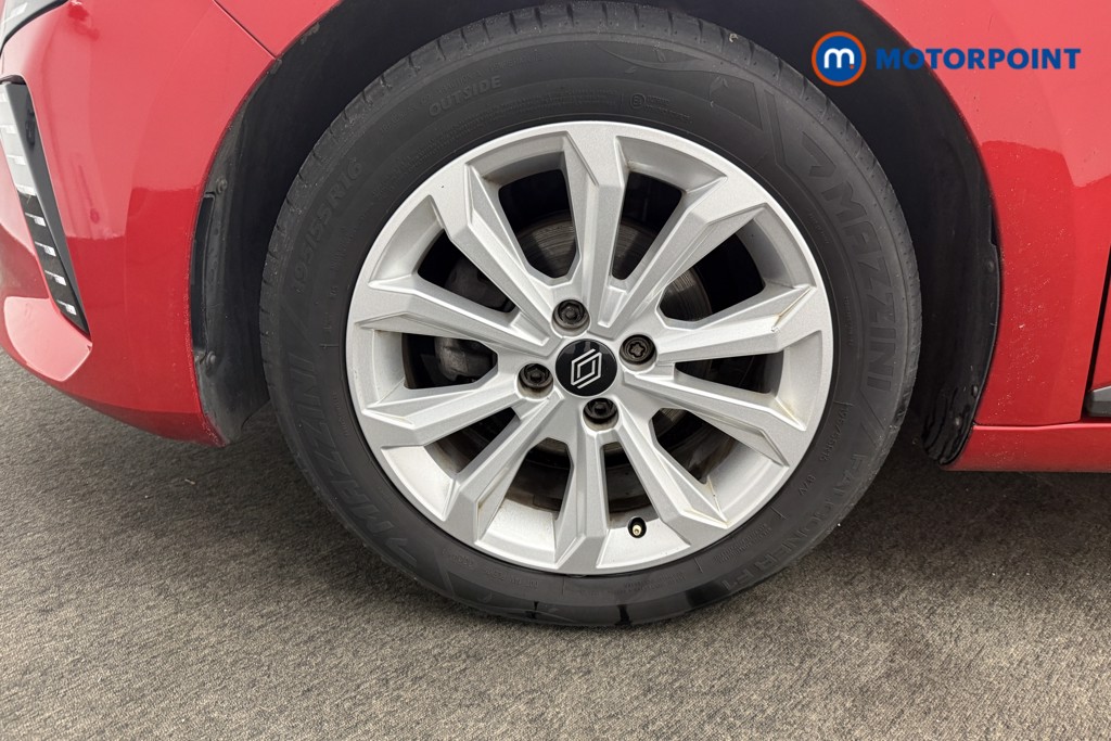 Used Renault Clio 2024 for sale - 76131649: Photo 31