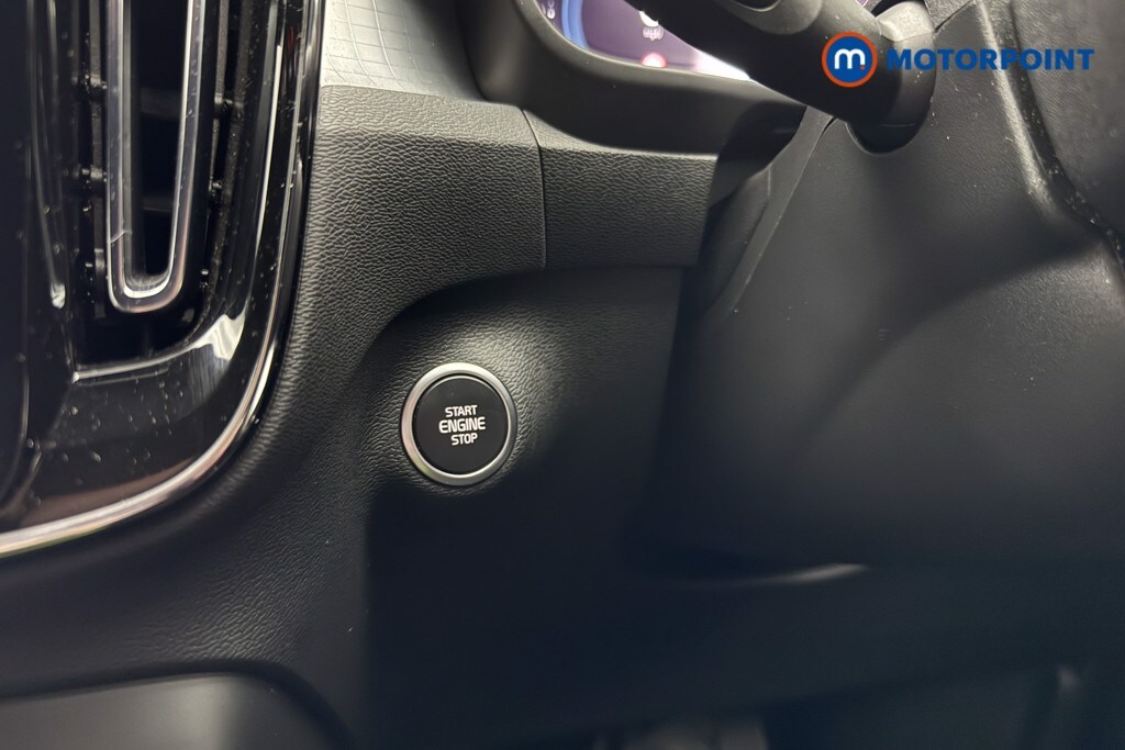 Used Volvo XC40 2023 for sale - 77814794: Photo 26