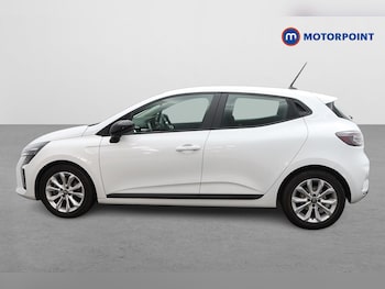 Used Renault Clio 2023 for sale - 78792472: Photo