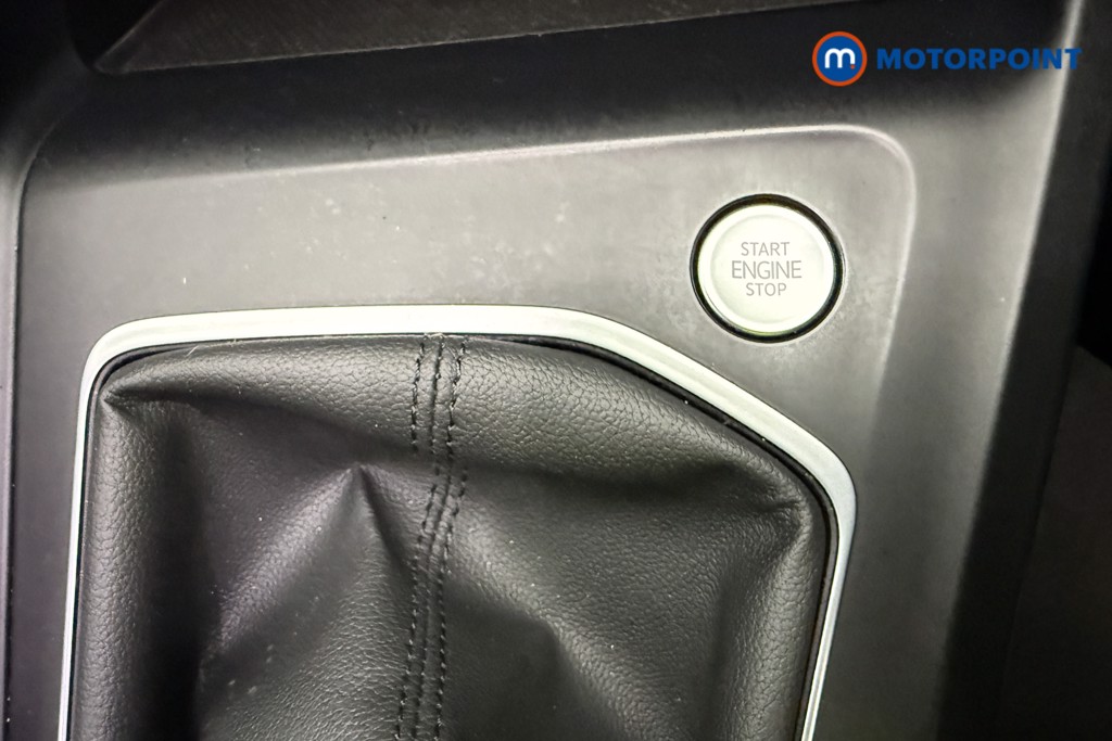 Used Volkswagen Golf 2022 for sale - 77013810: Photo 32