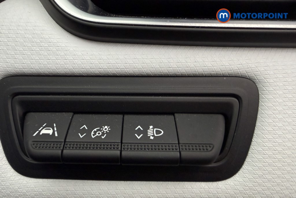 Used Renault Clio 2021 for sale - 77533541: Photo 25