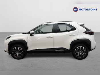 Used Toyota Yaris Cross 2023 for sale - 79042876: Photo