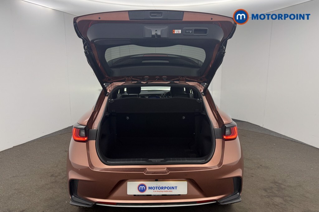 Used Lexus LBX for sale - 77962538: Photo 19