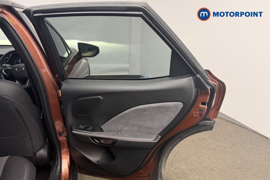 Used Lexus LBX for sale - 77962538: Photo 23