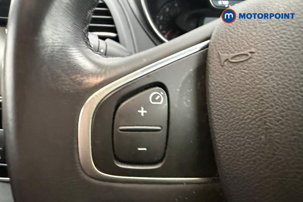 Used Renault Captur 2018 for sale - 76494789: Photo 13