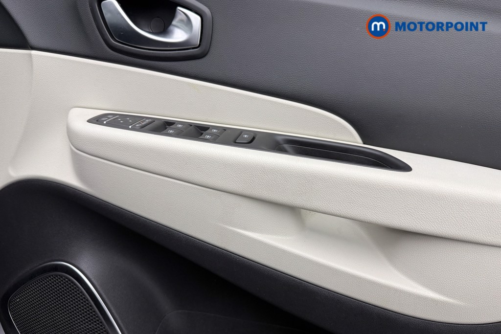 Used Renault Captur 2018 for sale - 76494789: Photo 15