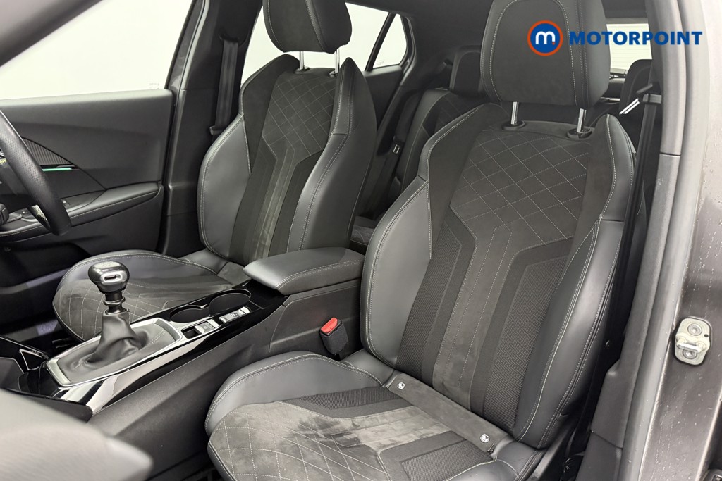 Used Peugeot 2008 2021 for sale - 76933841: Photo 11