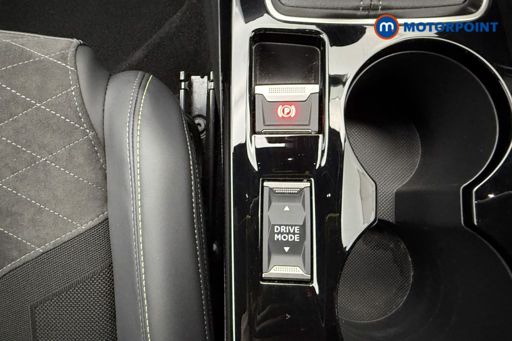 Used Peugeot 2008 2021 for sale - 76933841: Photo 24