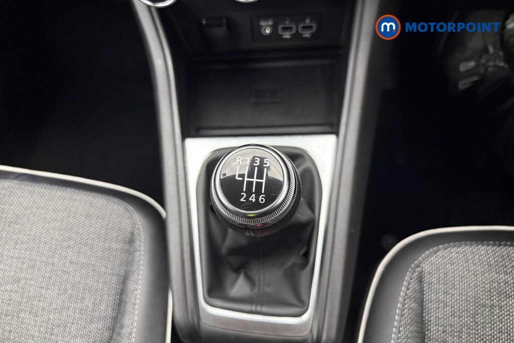 Used Renault Captur 2023 for sale - 77691769: Photo 35