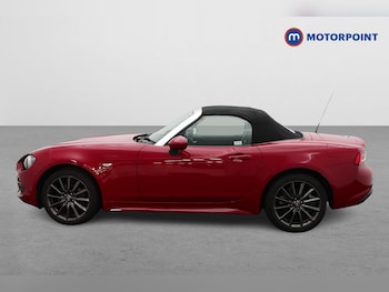 Used Fiat 124 Spider 2018 for sale - 76394808: Photo