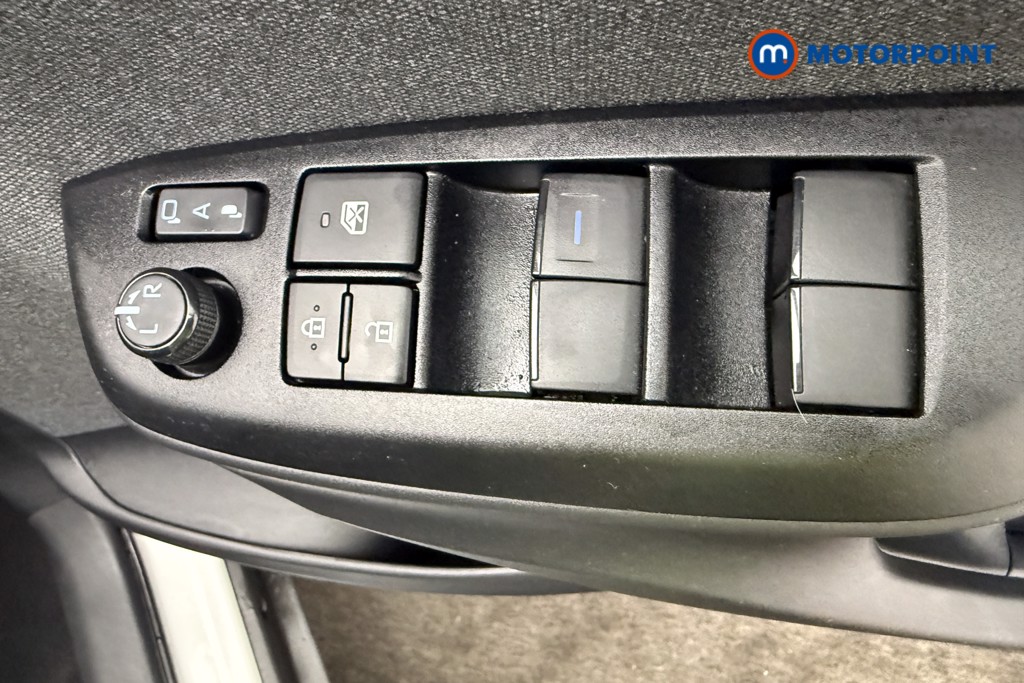 Used Toyota Yaris Cross 2022 for sale - 76557593: Photo 17