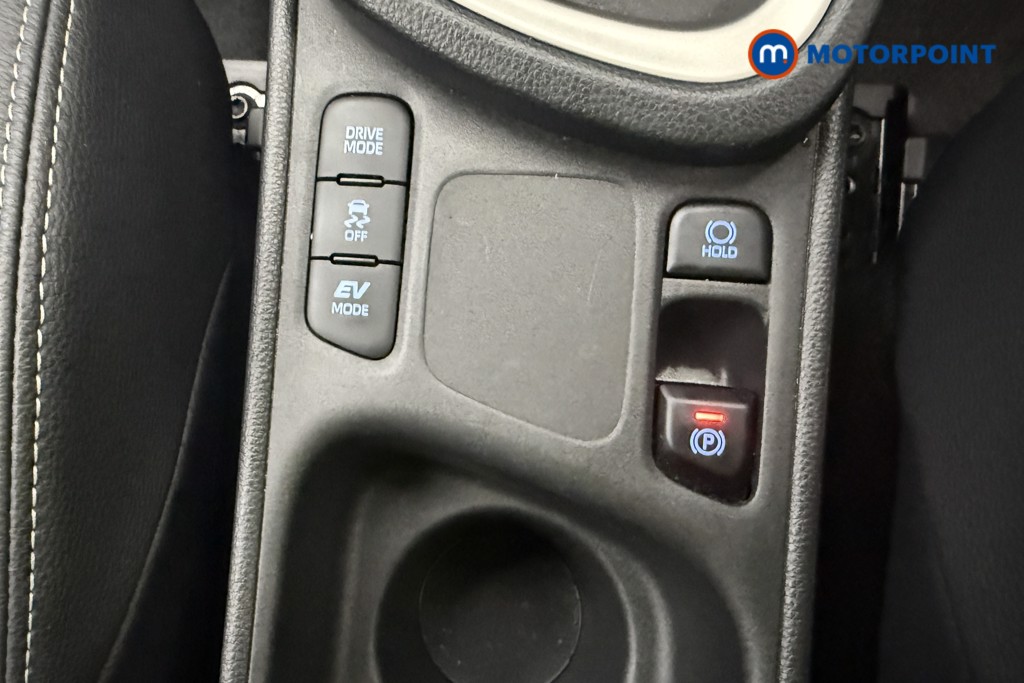 Used Toyota Yaris Cross 2022 for sale - 76557593: Photo 20