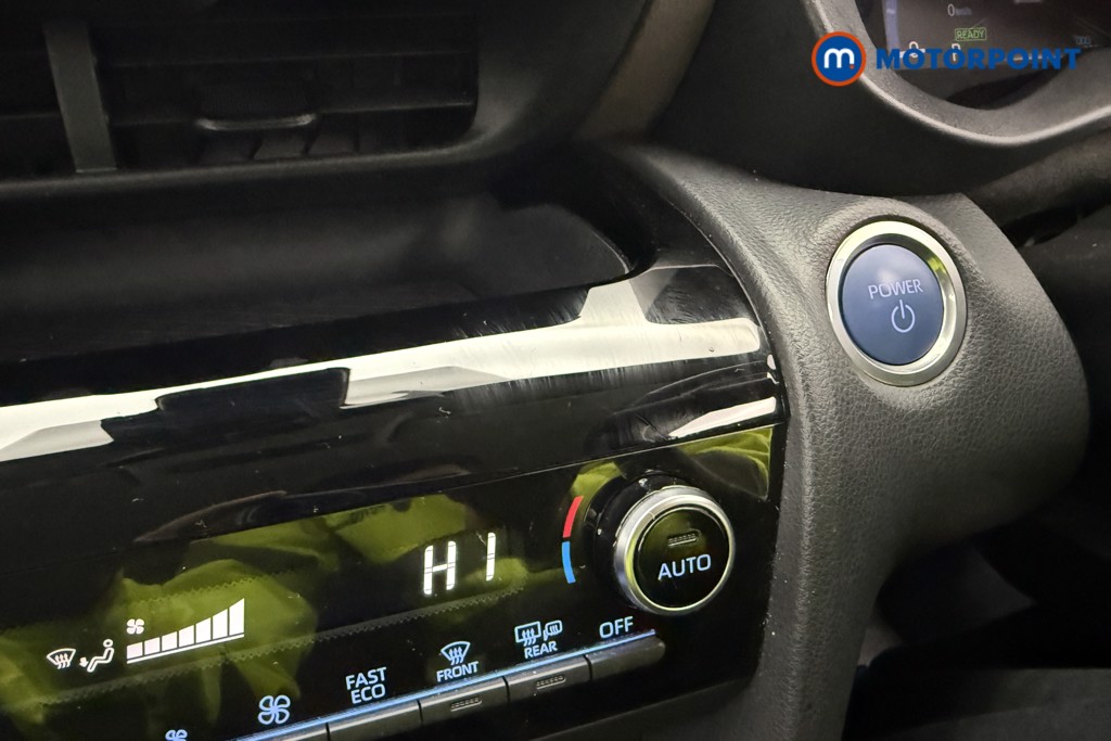 Used Toyota Yaris Cross 2022 for sale - 76557593: Photo 24