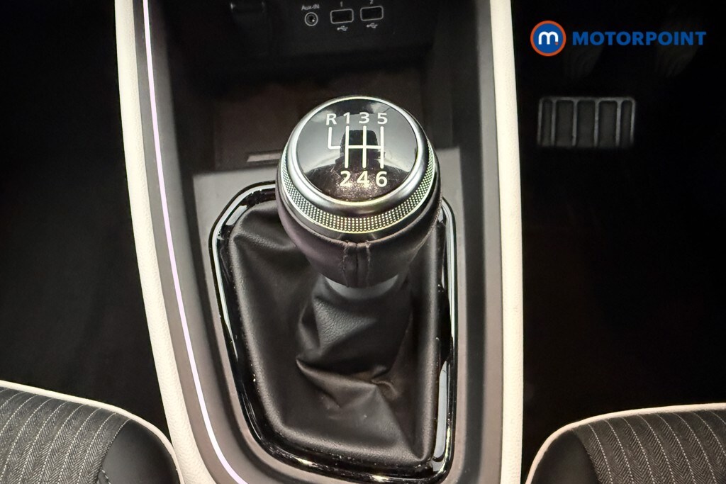 Used Renault Clio 2023 for sale - 77505880: Photo 15