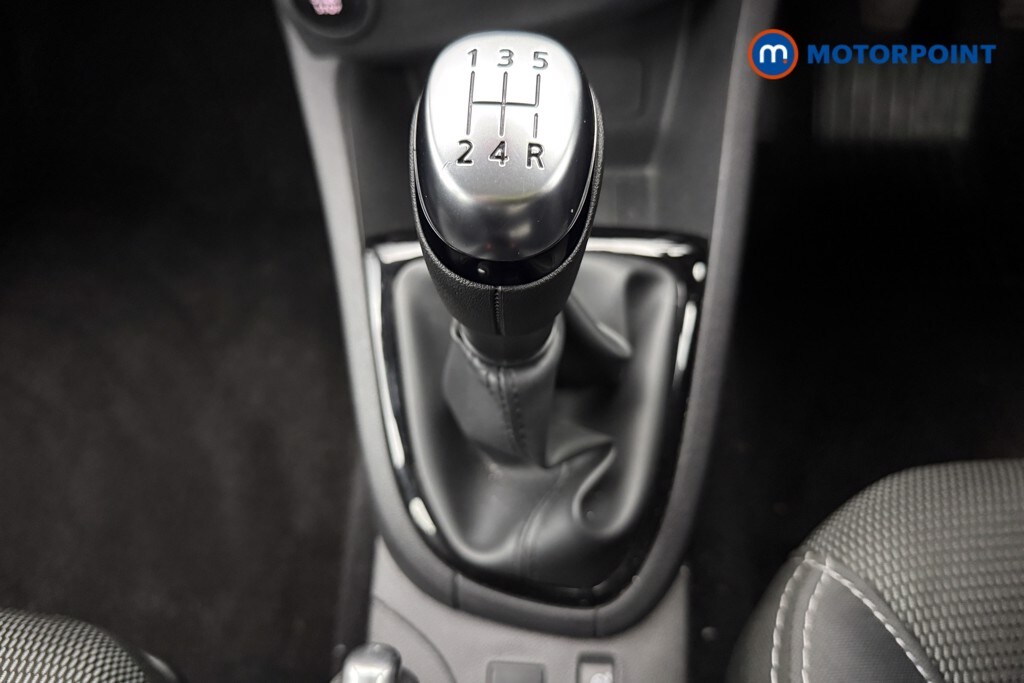 Used Renault Clio 2019 for sale - 77845975: Photo 13