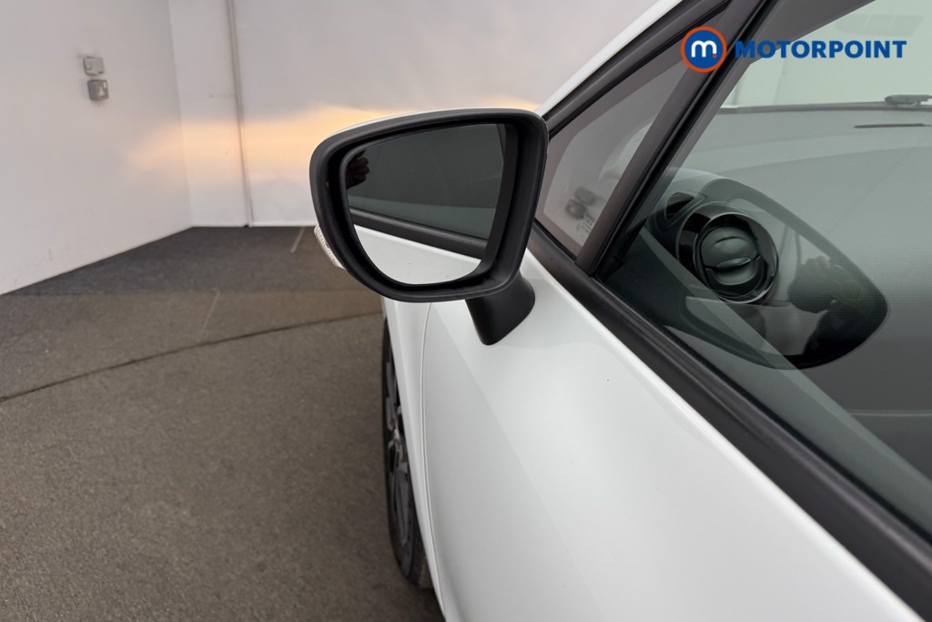 Used Renault Clio 2019 for sale - 77845975: Photo 34