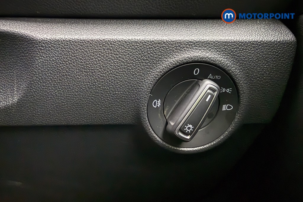 Used Volkswagen T-Roc 2022 for sale - 77071685: Photo 25