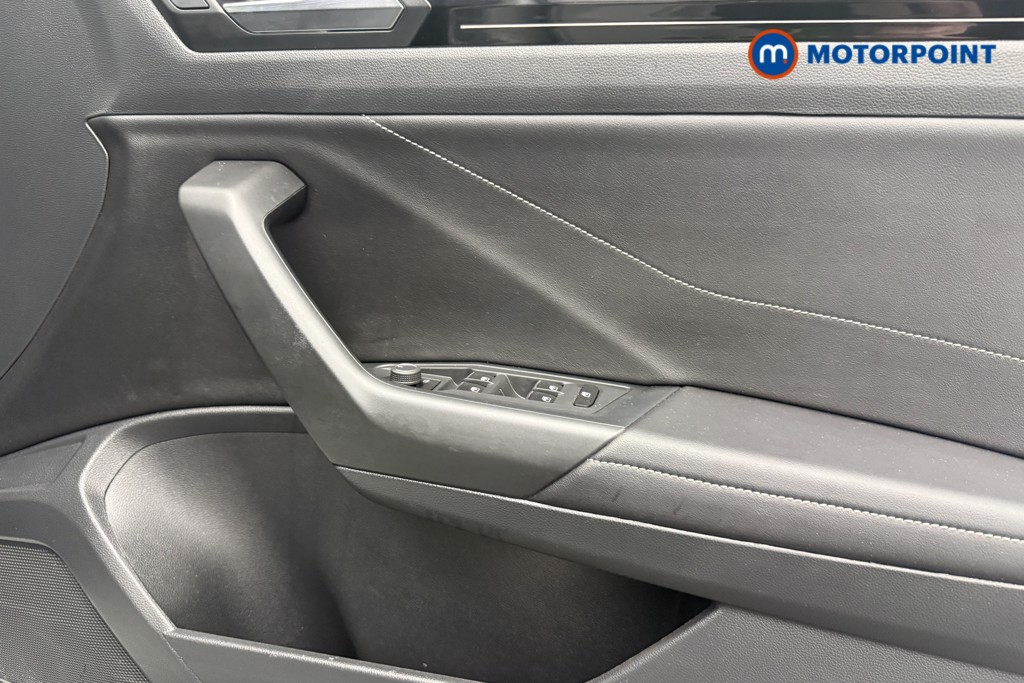 Used Volkswagen T-Roc 2022 for sale - 77071685: Photo 26