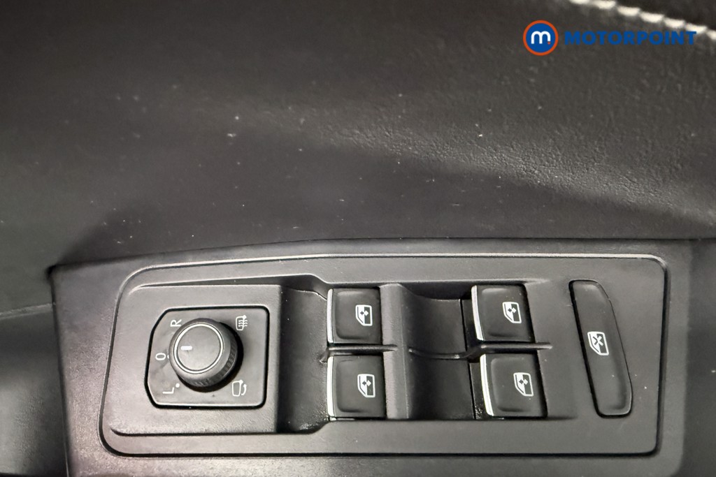 Used Volkswagen T-Roc 2022 for sale - 77071685: Photo 27